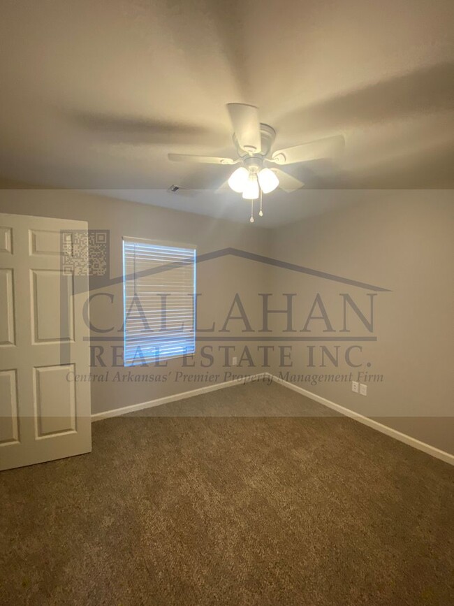 Building Photo - Updated 3 Bedroom in Jacksonville