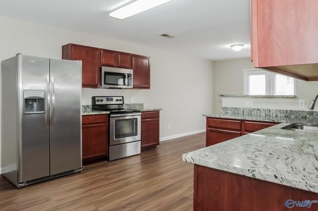 Building Photo - 141 Wethersfield Dr