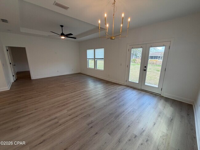 Building Photo - 1303 Louisiana Ave