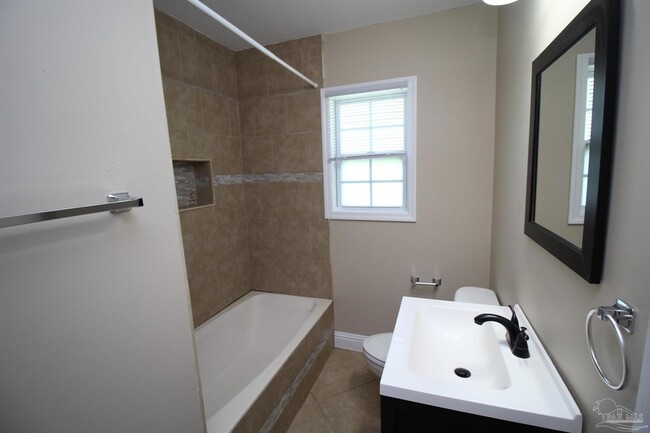 Building Photo - 6841 Melanie Dr