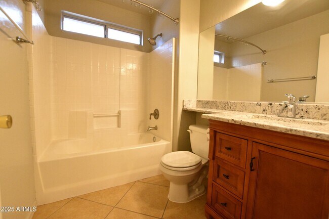 Building Photo - 2213 S Tucana Ln