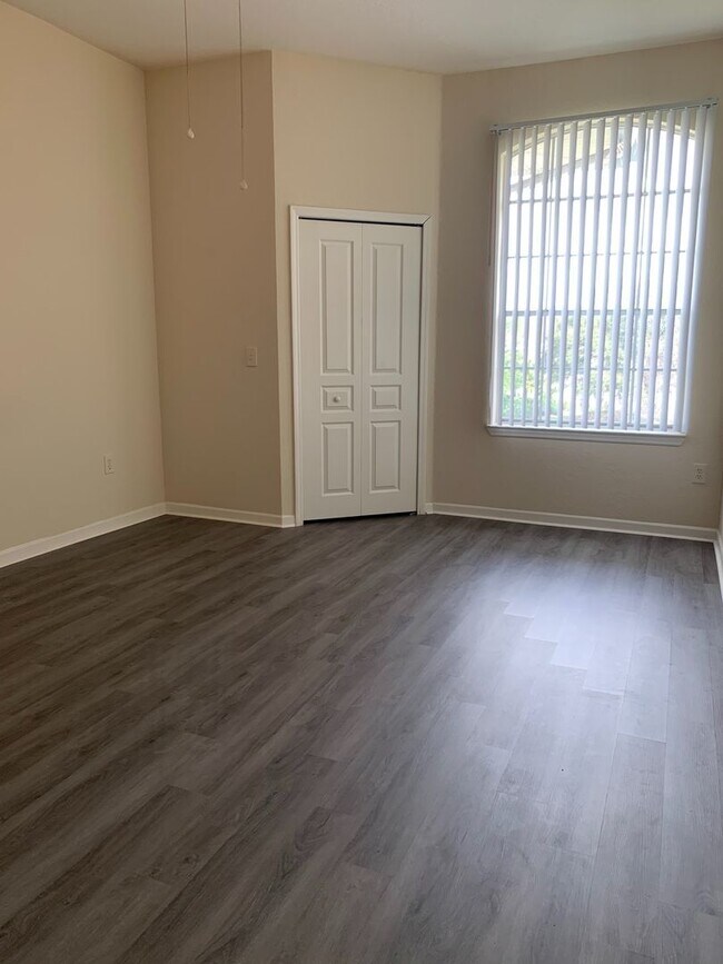 Building Photo - One Bedroom For Rent in New Tampa!