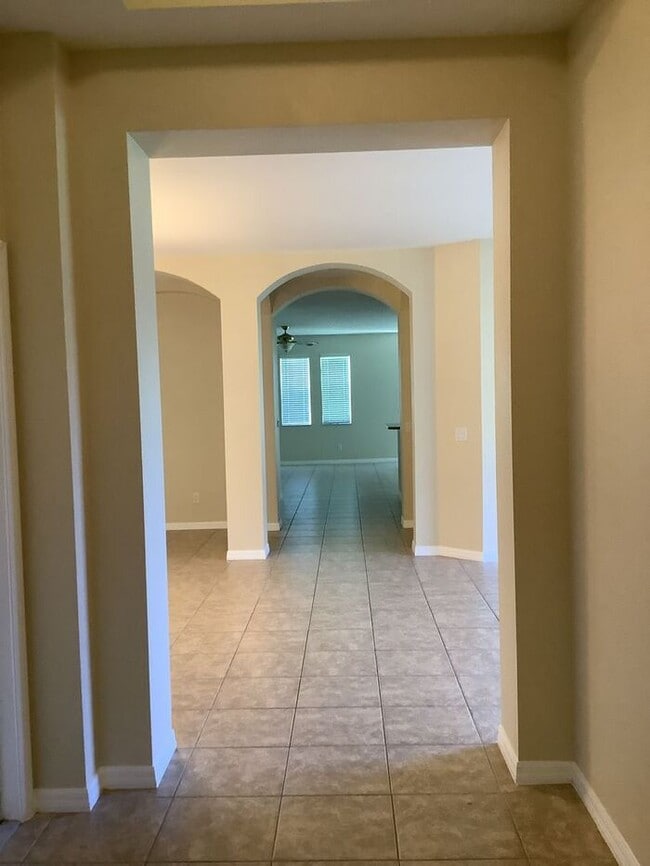 Building Photo - $200 off 1st mo rent! NEWBURY PARK -9157 L...