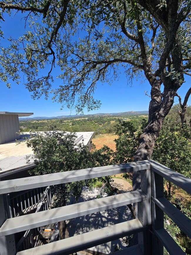 Building Photo - Completely remodeled 2-bedroom, 1-bath ADU in Loma Rica, CA