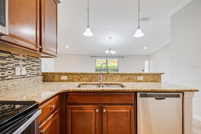 Building Photo - 12126 Tripletail Ln