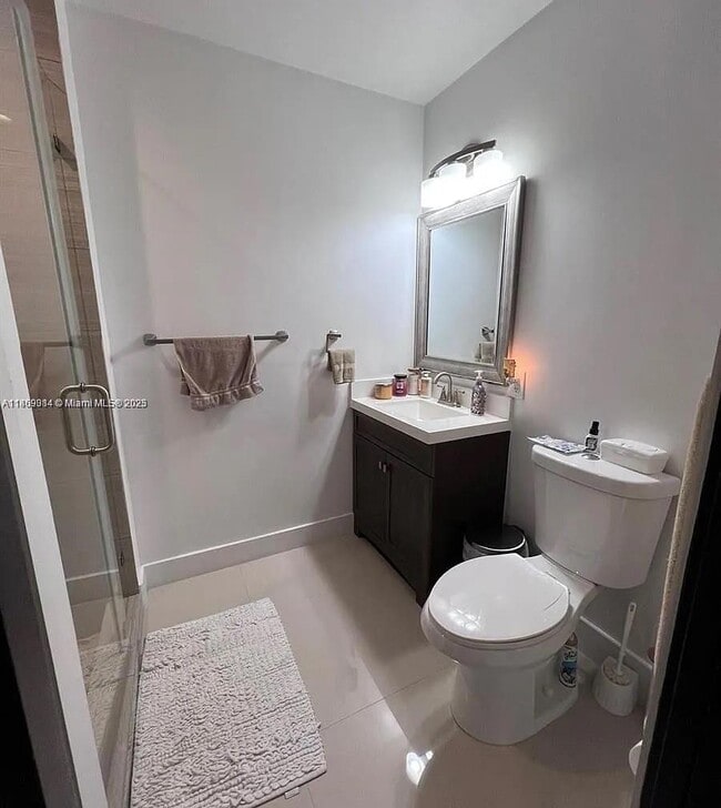 Building Photo - 14830 Miami Lakeway S