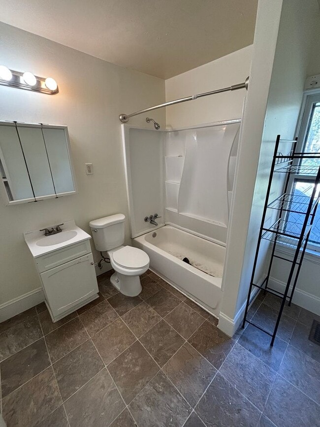 Building Photo - Single Family Home in Bryn Mawr/Harrison - Updated Kitchen + Dishwasher!