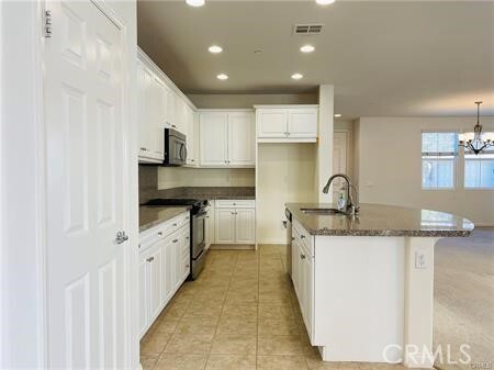 Building Photo - 3011 E Via Corvina