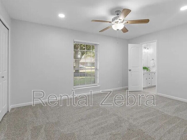 Building Photo - 3212 Altman Dr
