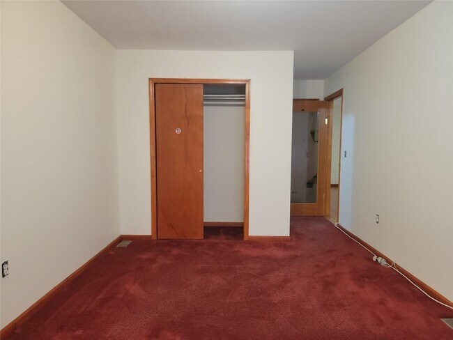 Building Photo - 10443 Springfield Blvd