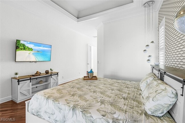 Building Photo - 3724 Surfside Blvd