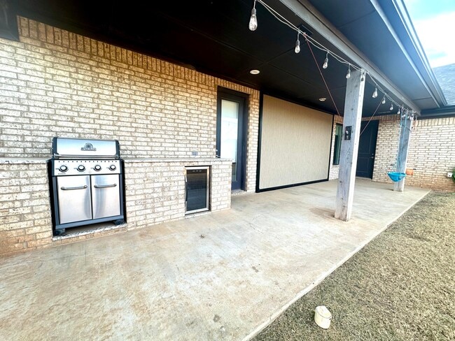 Building Photo - 3924 128th St