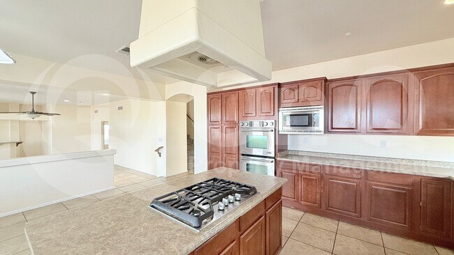 Building Photo - 26788 N 98th Dr