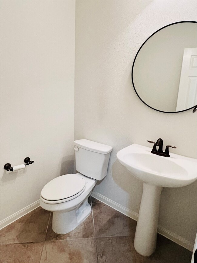 Building Photo - 133 E Montfair Blvd