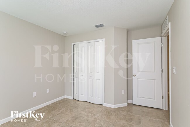 Building Photo - 215 Southern Breeze Lp