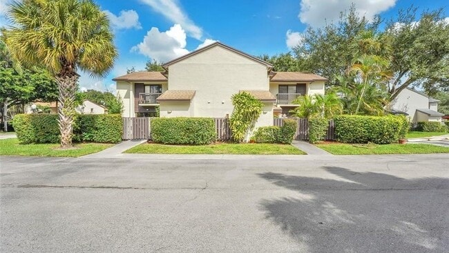 Building Photo - 3655 Cocoplum Cir