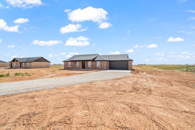 Building Photo - Country Living In Roosevelt ISD!