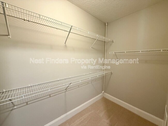 Building Photo - 652 Bronson Pkwy