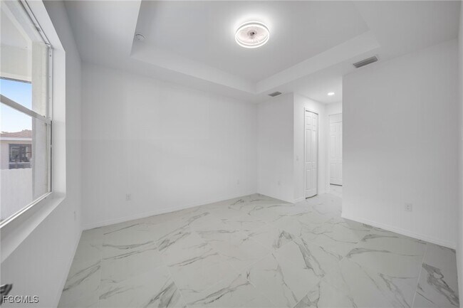 Building Photo - 2505 48th St SW