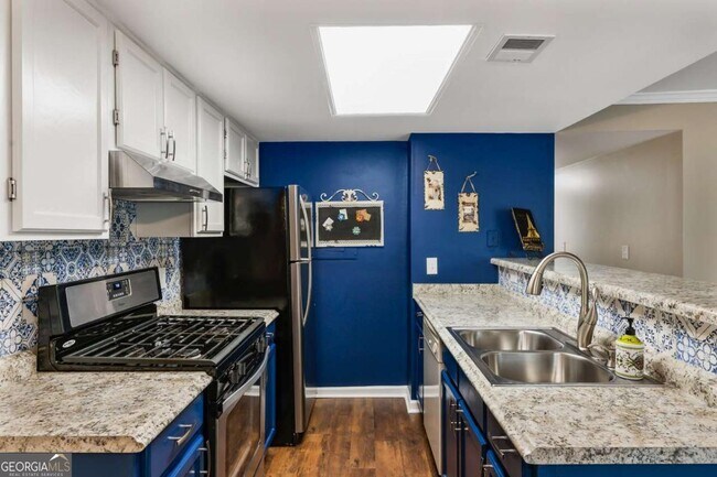 Building Photo - 4016 Whitehall Way