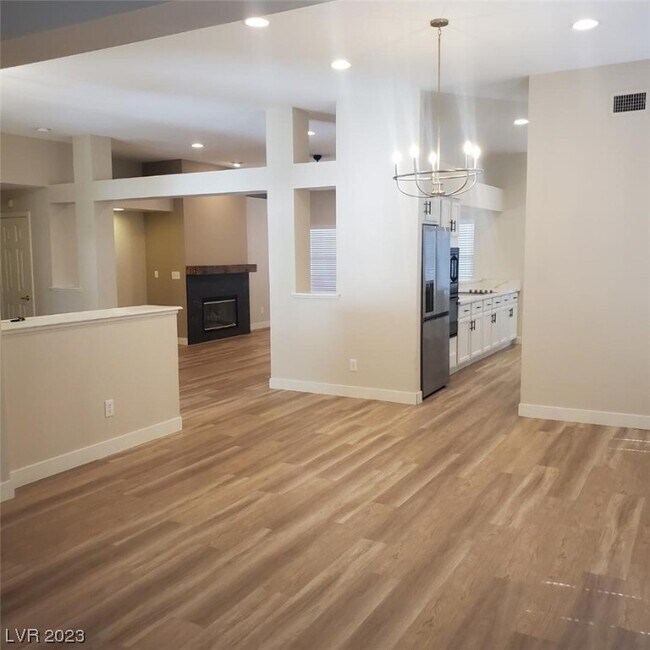 Building Photo - 5316 Rim View Ln