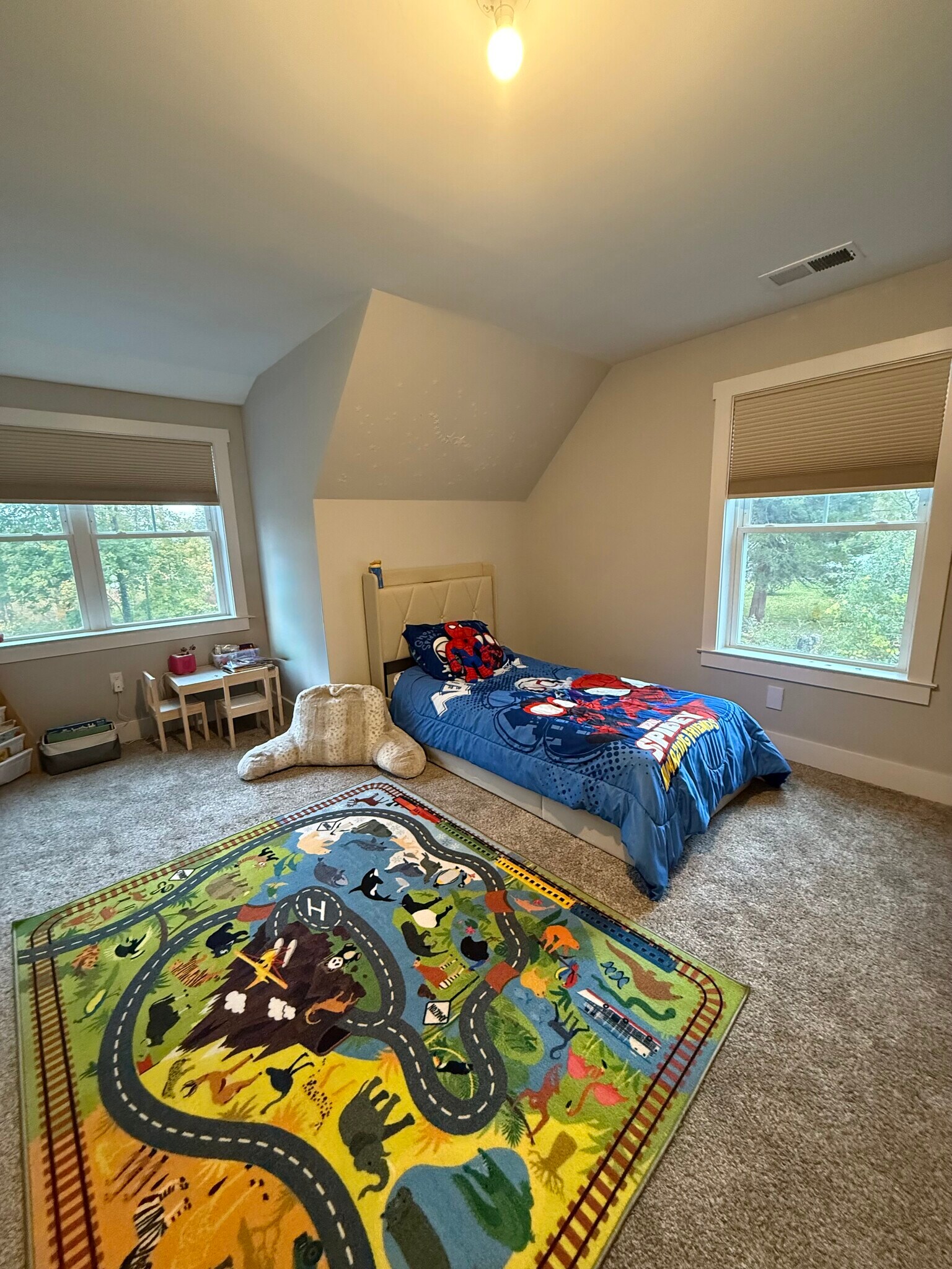 Building Photo - 65 Birch Trl