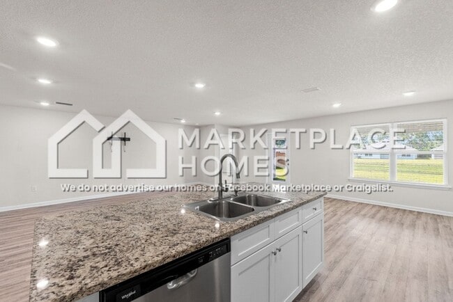 Building Photo - 7504 Delancey St