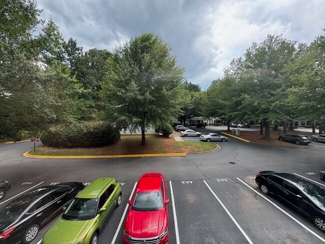Building Photo - 10165 Forest Landing Dr