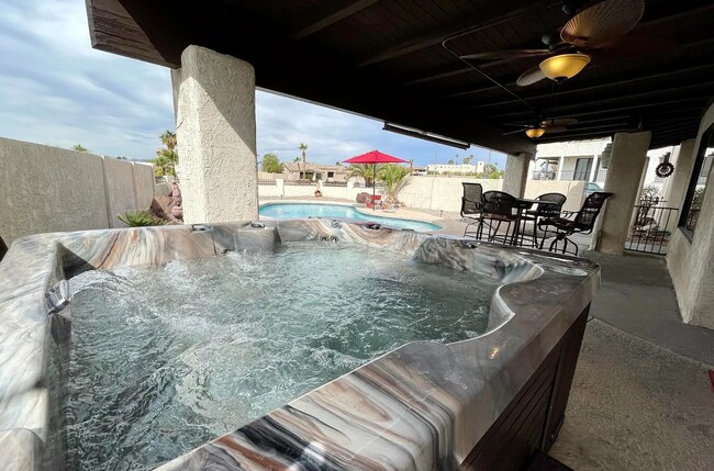 Building Photo - Furnished short term pool home - Available...