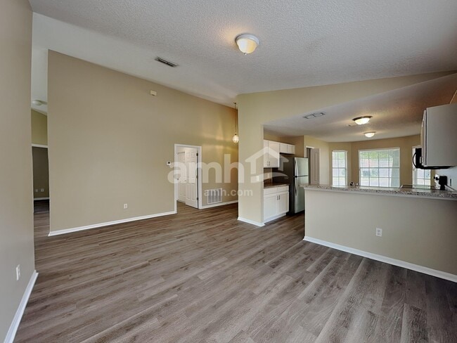 Building Photo - 227 Sikes Ct