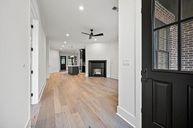 Building Photo - 4161 Cocos Wy