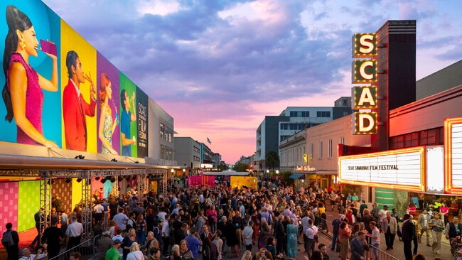 Building Photo - Upscale Historic 3BR/2BA Condo with Rare Garage Parking in the Heart of Downtown Savannah