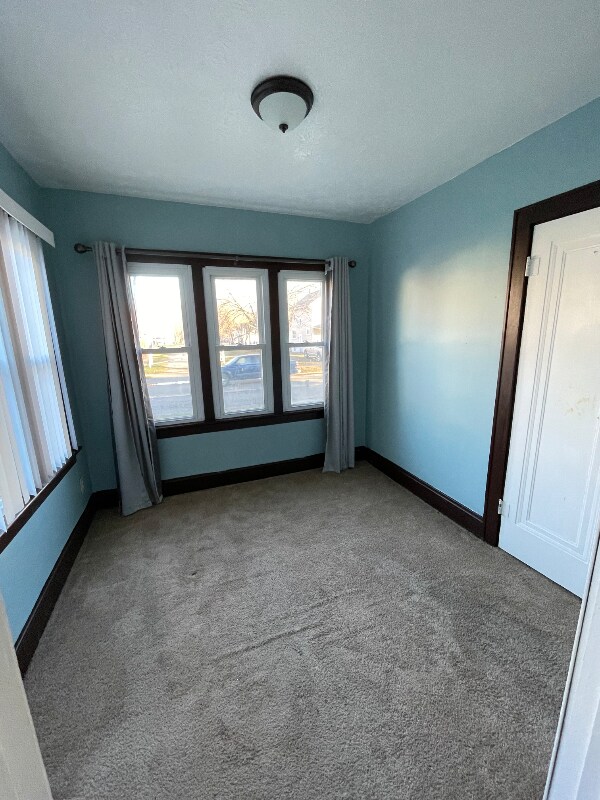 Building Photo - 544 Brown St