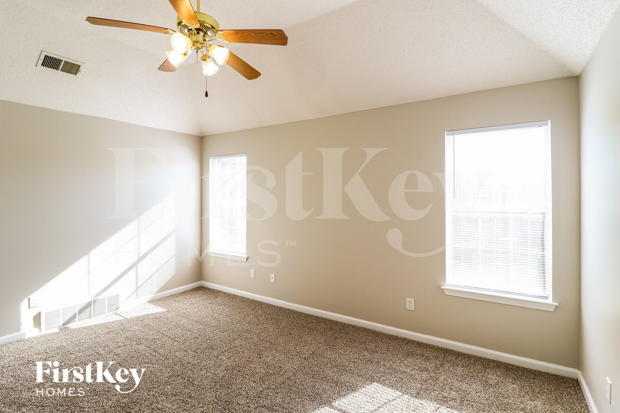 Building Photo - 1523 Beringer Dr