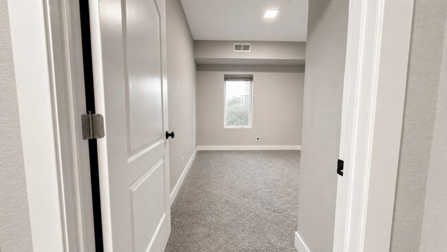 Building Photo - 1401 W 85th Ave
