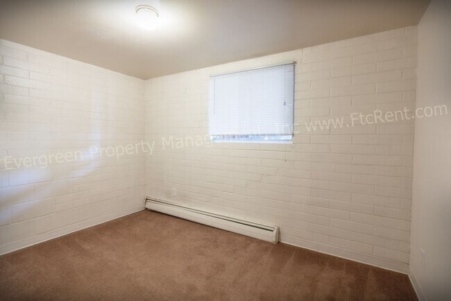 Building Photo - 701 Parker St