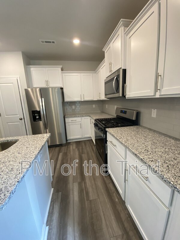 Building Photo - 4006 Beckton Trl