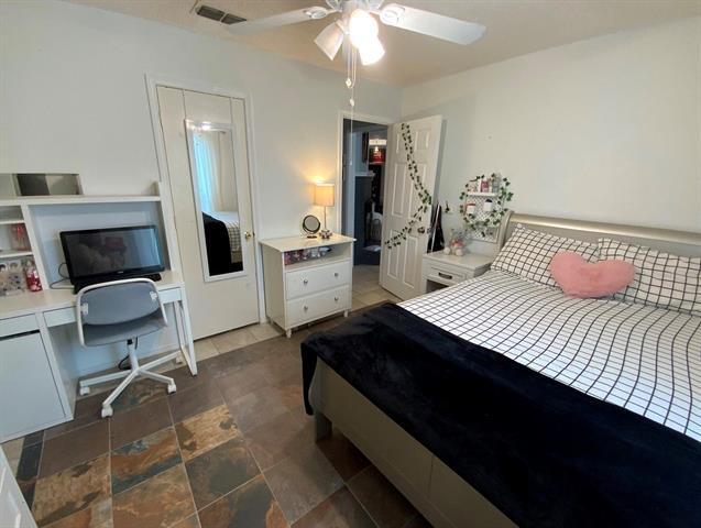 Building Photo - 2428 Pecan Grove Ct