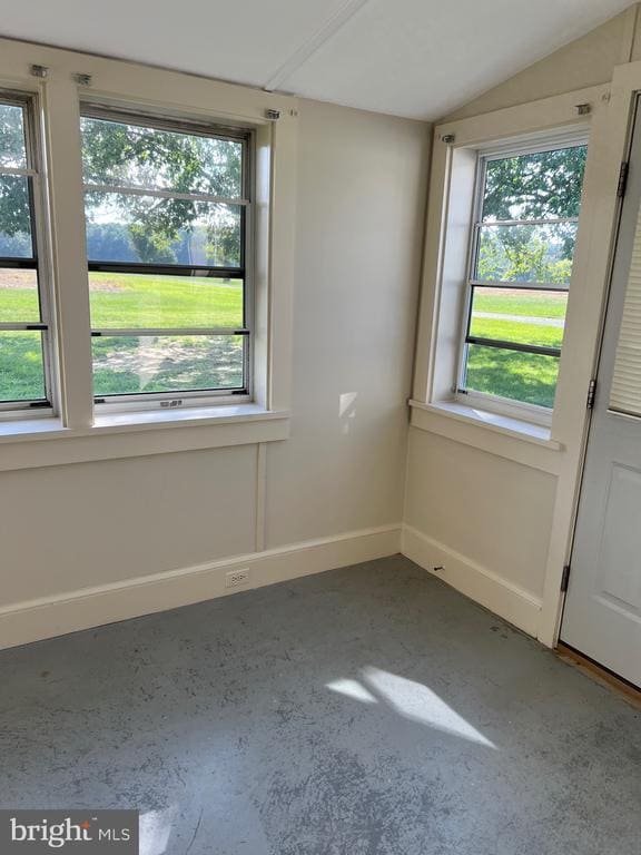 Building Photo - 22774 Wells Point Ln