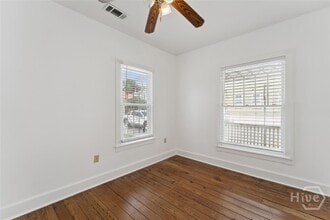 Building Photo - 1106 E Broad St