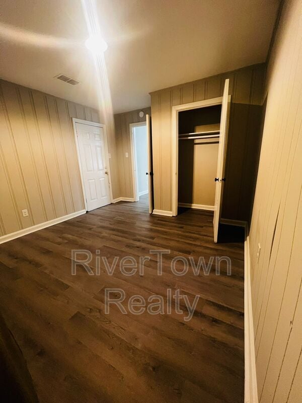 Building Photo - 3171 Princeton Ave