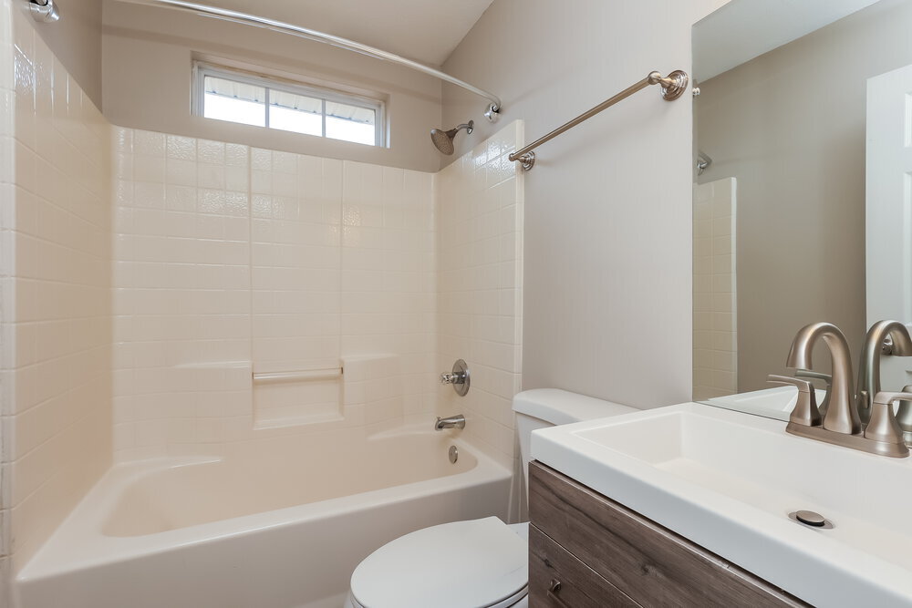 Building Photo - 1505 Brass Oak Trace