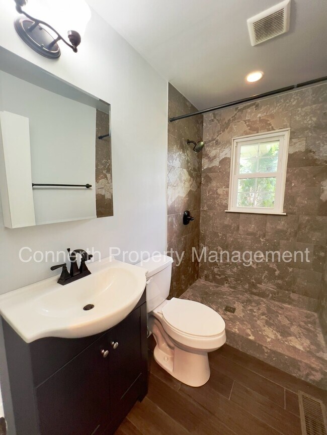 Building Photo - 2880 Trough Springs Rd