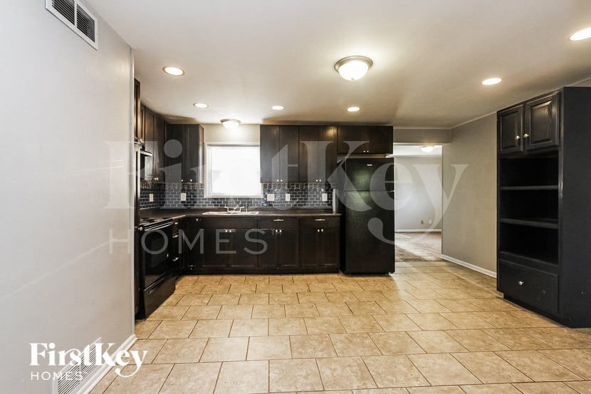 Building Photo - 3216 Brill Rd