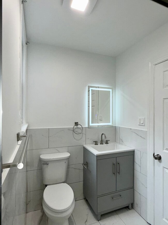 Building Photo - 71 HP Cobe-Cale LLC