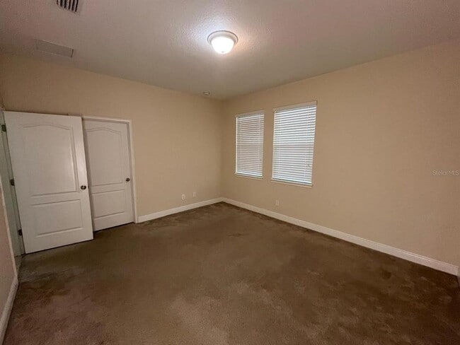 Building Photo - 8639 Via Trieste Dr