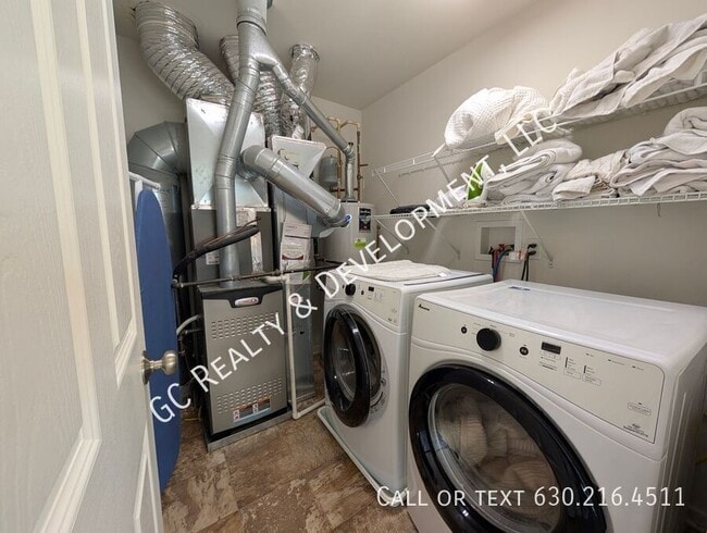 Building Photo - 646 Vine St