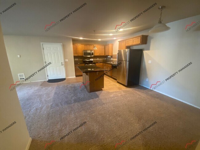 Building Photo - STATUS: AVAILABLE | R202 | $1995.00 + $100...