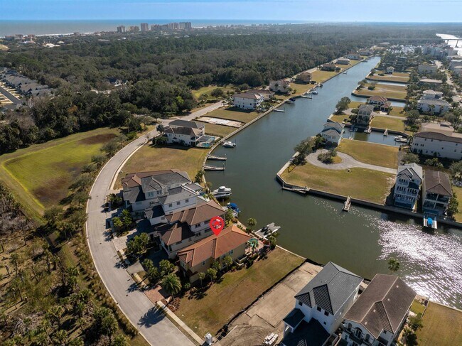 Building Photo - 330 Harbor Village Point N