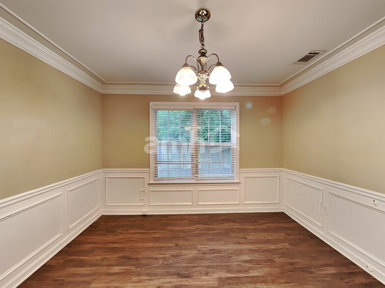Building Photo - 1533 Virgil Pond Ln